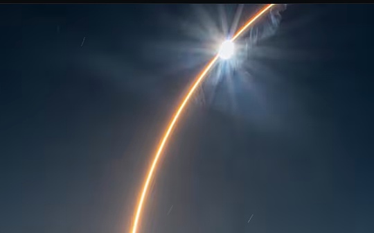 Coinbase: The market is in a low-priced buying mode, with three leverages moving around