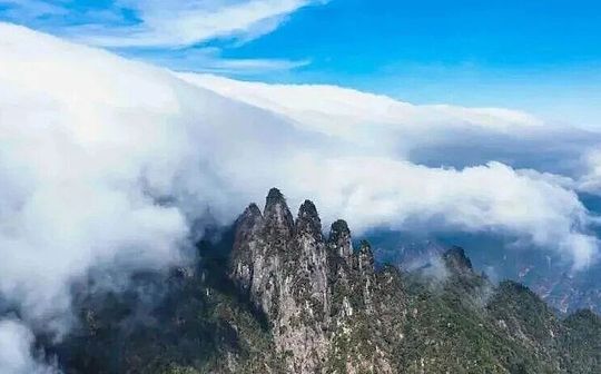 躲明枪 更要防暗箭：十大案例揭秘持牌平台风控要诀